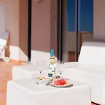 Puerto Santiago Pool Terrace * 圣地亚哥港